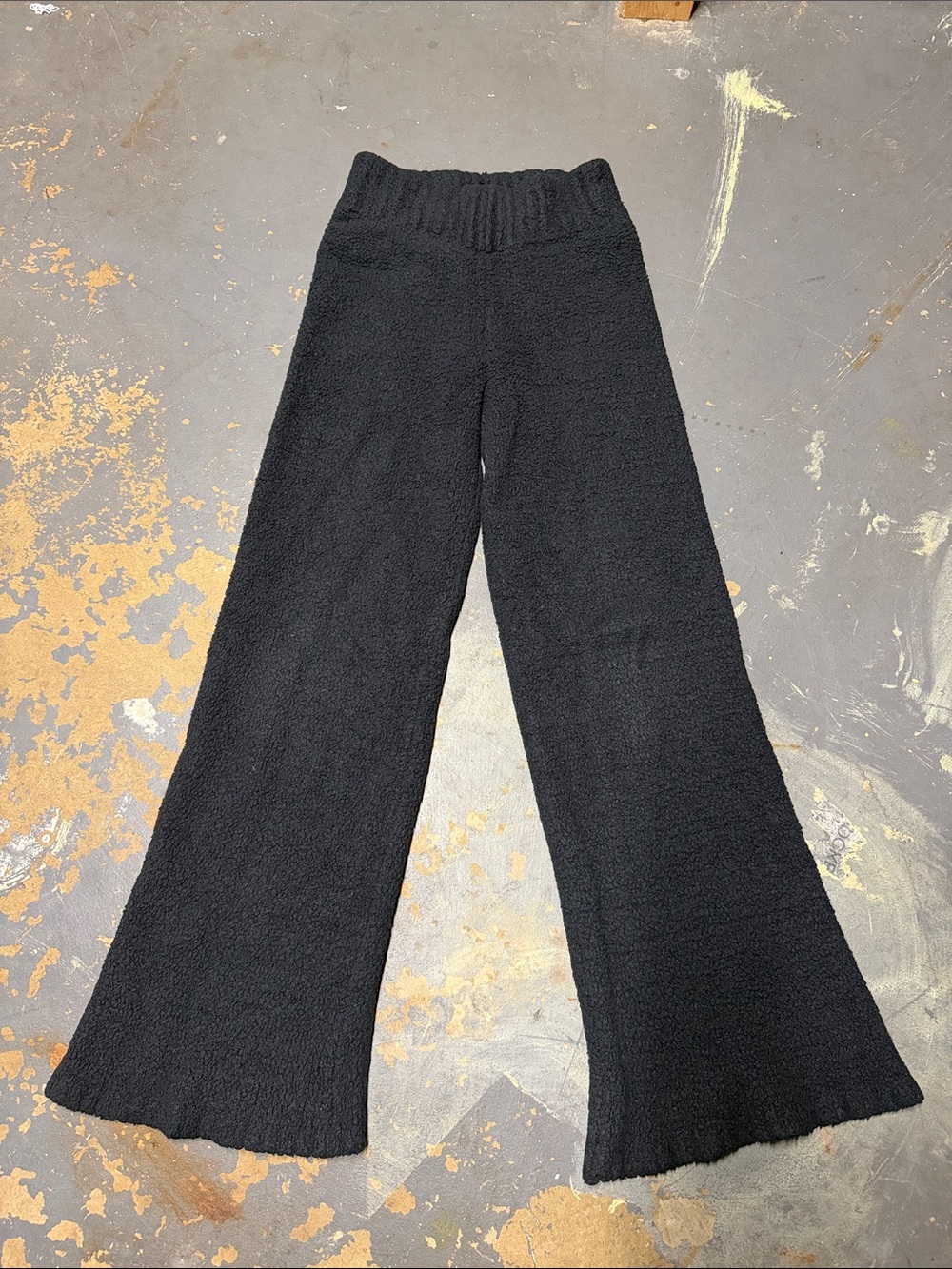 Skims pants